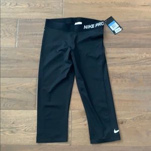 Nike Pro Crops
